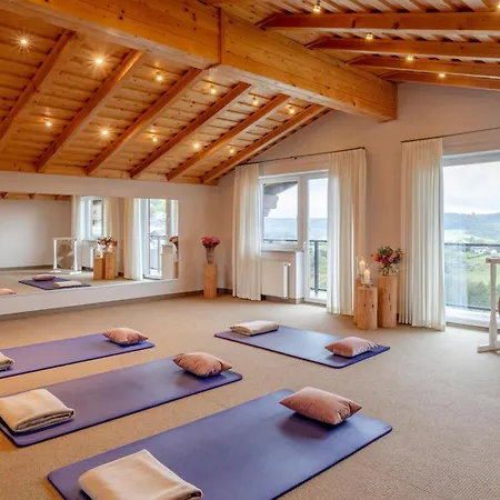 Natur- Und Wohlfuehlhotel Kastenholz 4* Wershofen