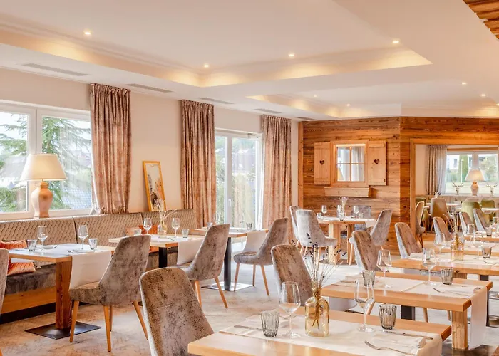 Natur- Und Wohlfuehlhotel Kastenholz 4*