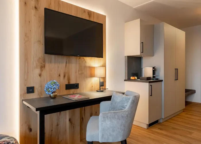 Natur- Und Wohlfuehlhotel Kastenholz 4*